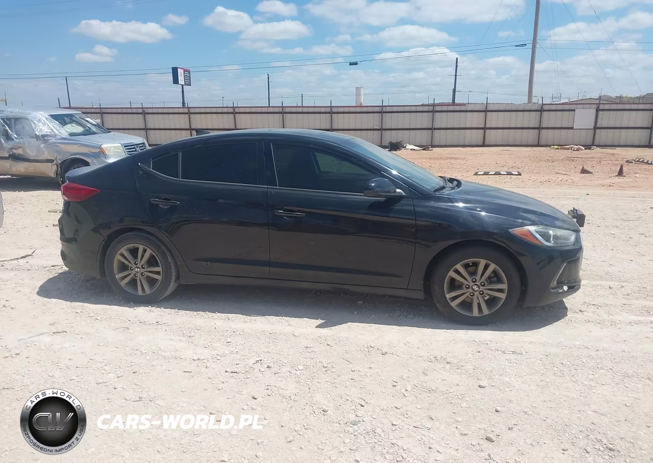 2018 Hyundai Elantra Value Edition VIN:5NPD84LF4JH280088 - 13