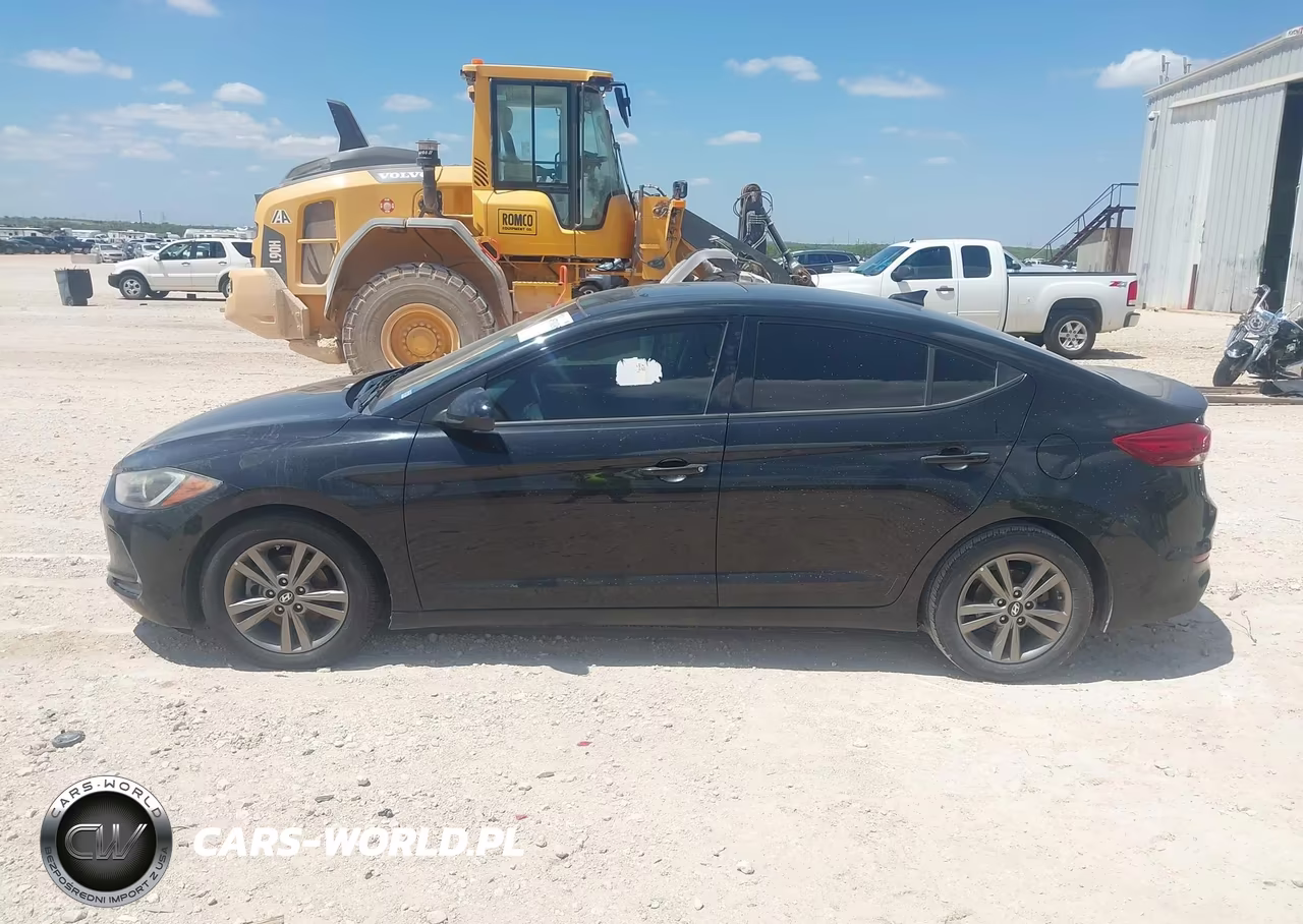 2018 Hyundai Elantra Value Edition VIN:5NPD84LF4JH280088 - 14