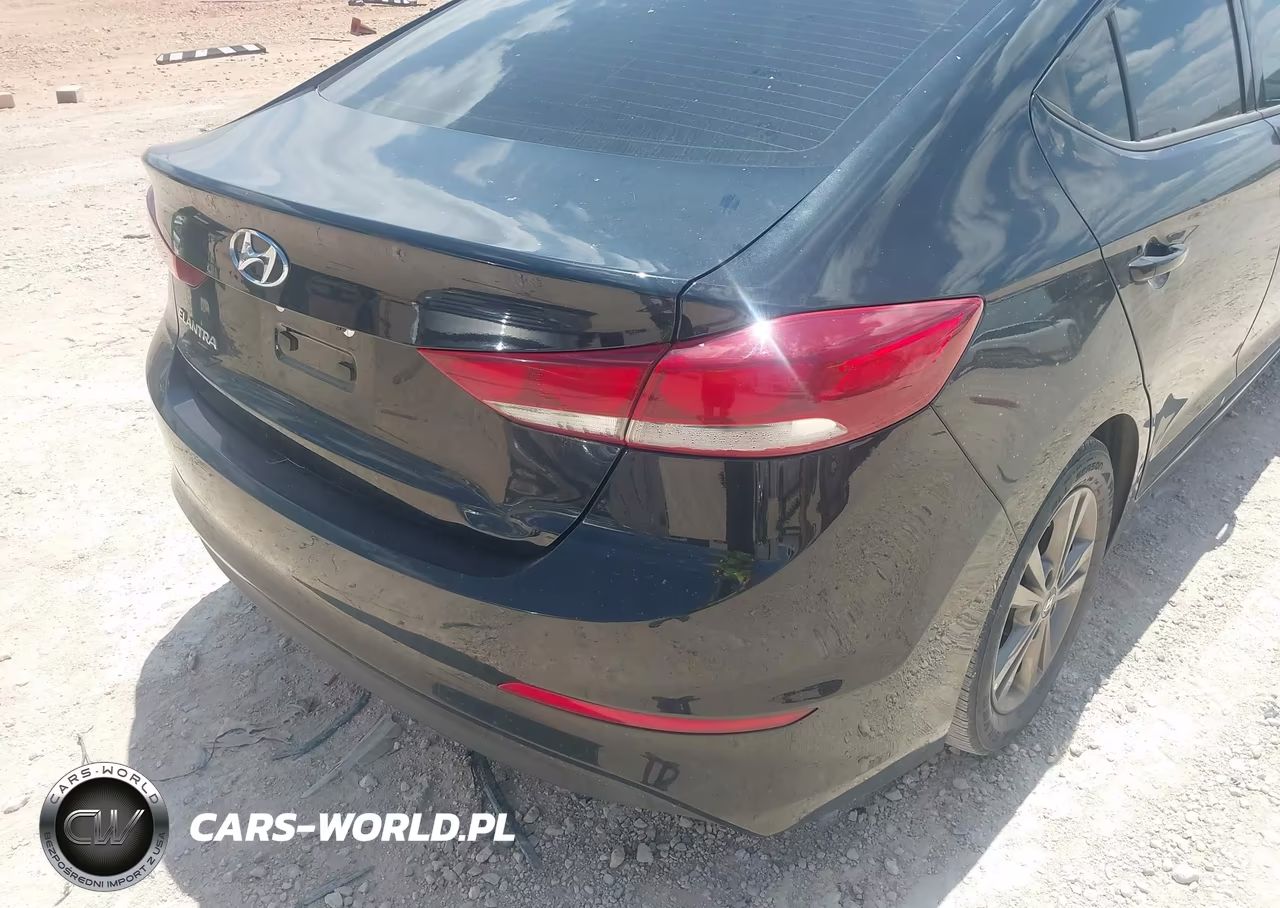 2018 Hyundai Elantra Value Edition VIN:5NPD84LF4JH280088 - 6
