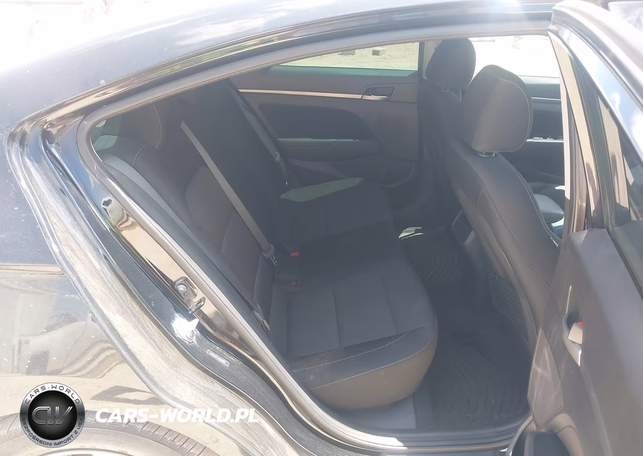 2018 Hyundai Elantra Value Edition VIN:5NPD84LF4JH280088 - 8