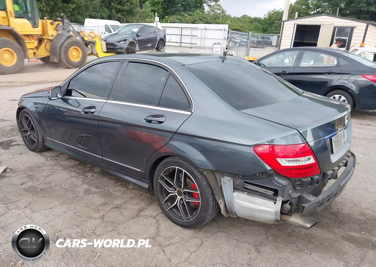 2014 Mercedes-Benz C 250 Sport VIN:WDDGF4HB7EG222386 - 3