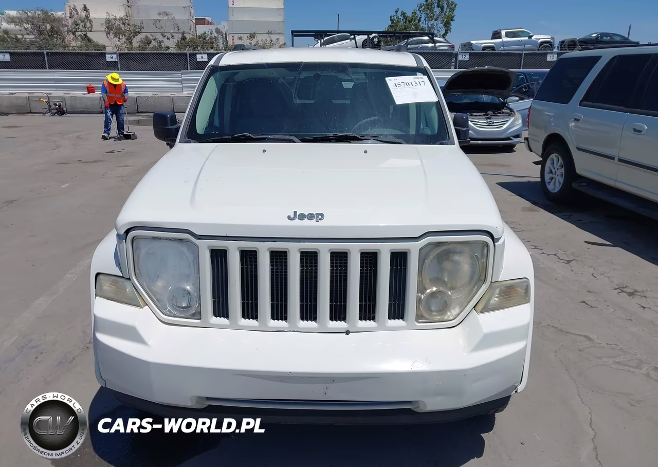 2008 Jeep Liberty Sport VIN:1J8GP28K38W241709 - 6