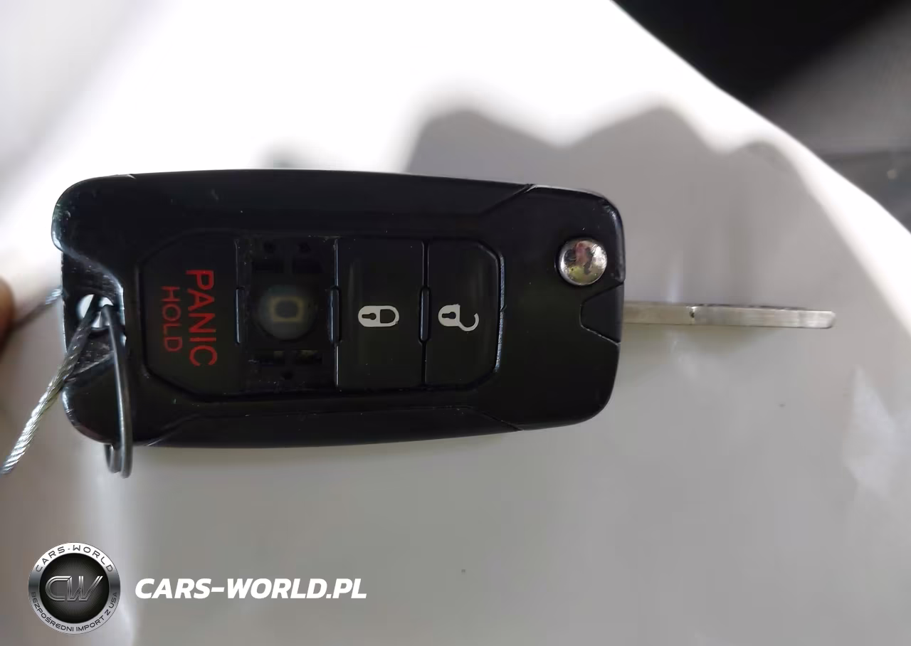 2016 JEEP RENEGADE LATITUDE VIN:ZACCJABW4GPD08004 - 11