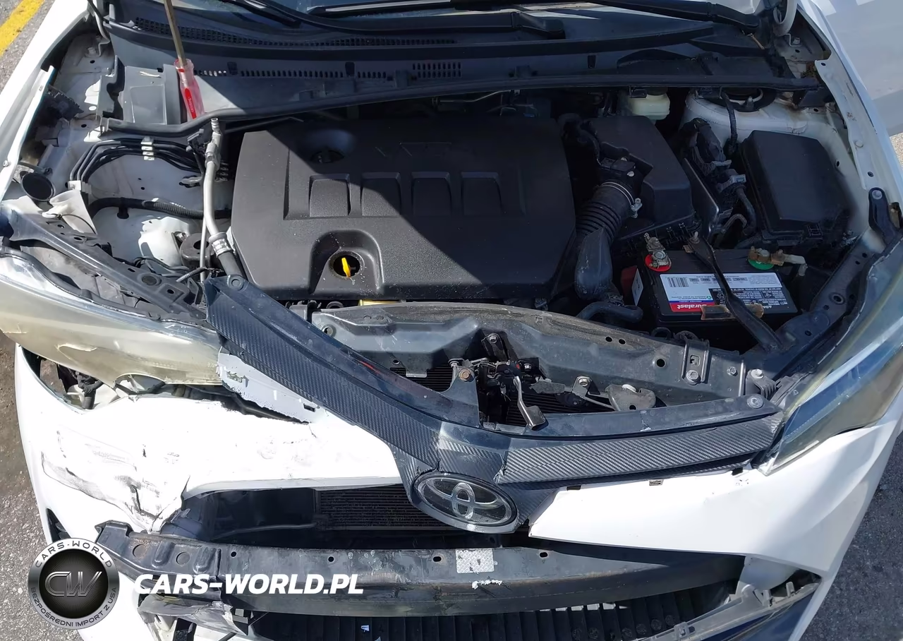 2018 Toyota Corolla Le VIN:5YFBURHE5JP814069 - 10
