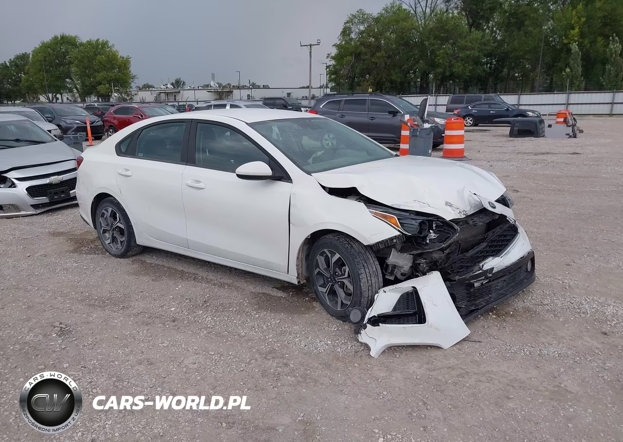 2021 Kia Forte Lxs – zdjęcie 1 z 17