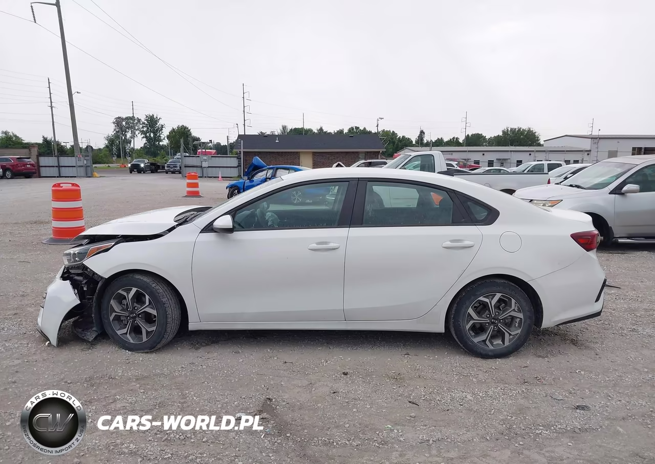 2021 Kia Forte Lxs VIN:3KPF24AD9ME363200 - 15