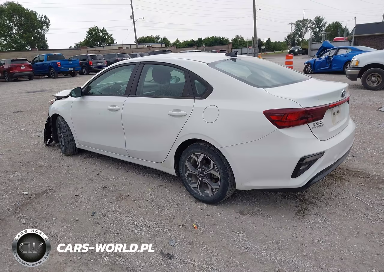 2021 Kia Forte Lxs VIN:3KPF24AD9ME363200 - 3