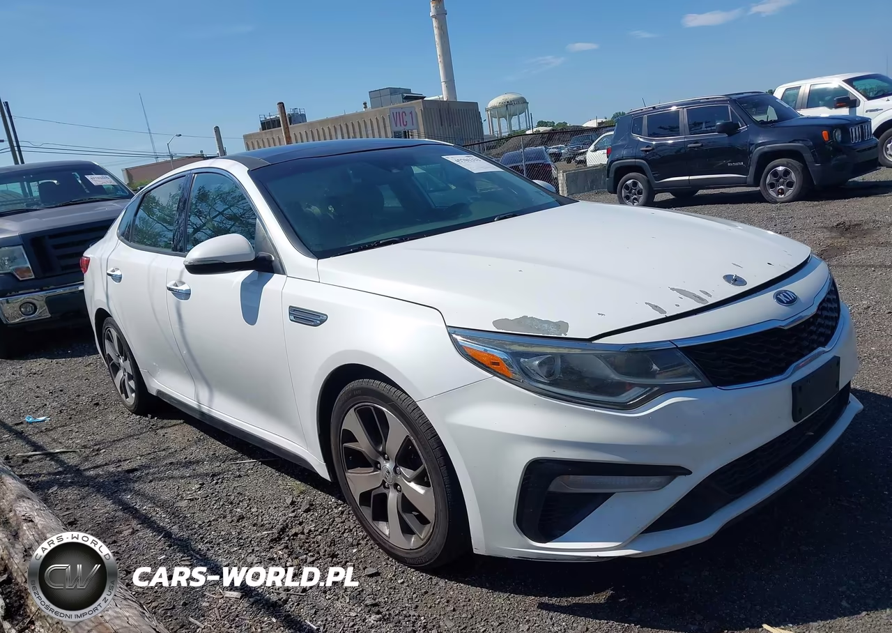2019 Kia Optima S VIN:5XXGT4L38KG367085 - 14