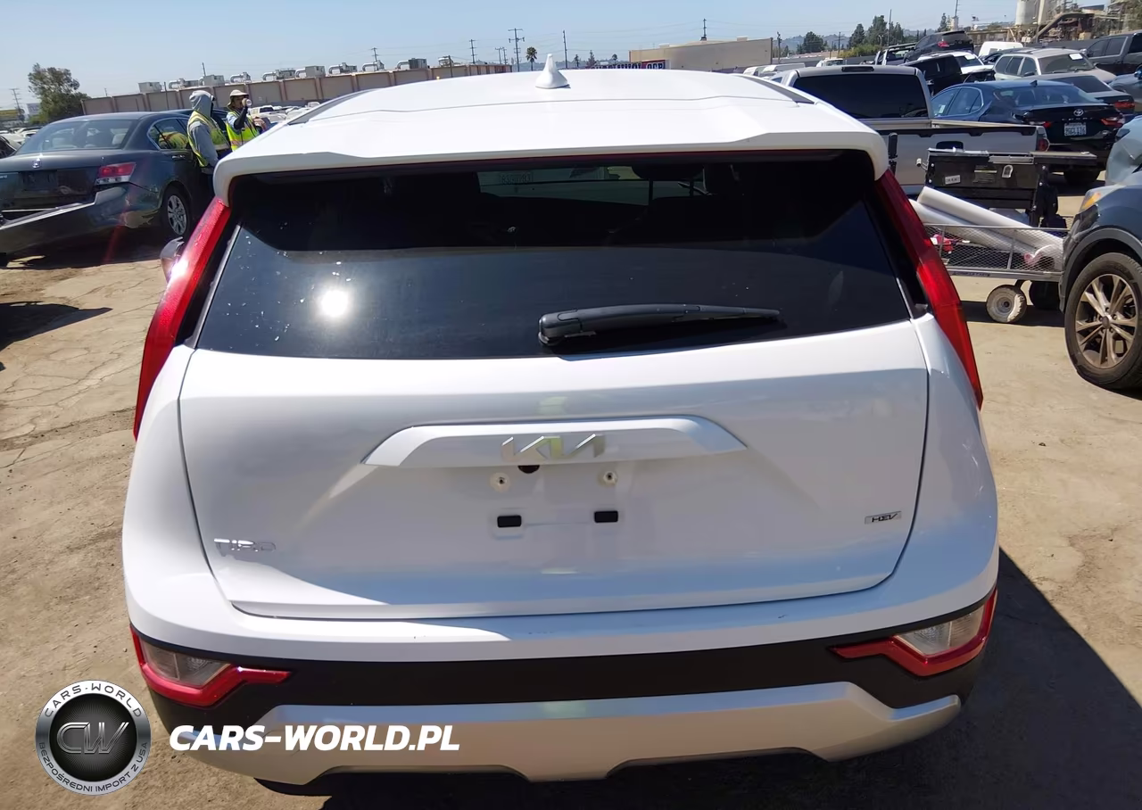 2026 Kia Niro Lx VIN:KNDCP3LE5T5330497 - 16