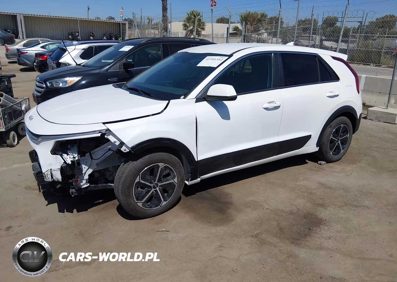 2026 Kia Niro Lx VIN:KNDCP3LE5T5330497 - 2