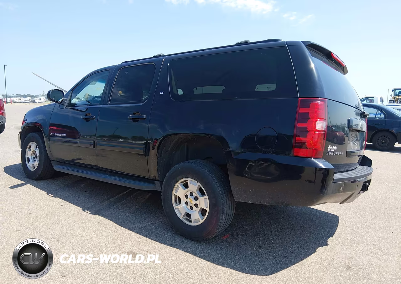 2014 Chevrolet Suburban Lt VIN:1GNSKJE76ER236712 - 3