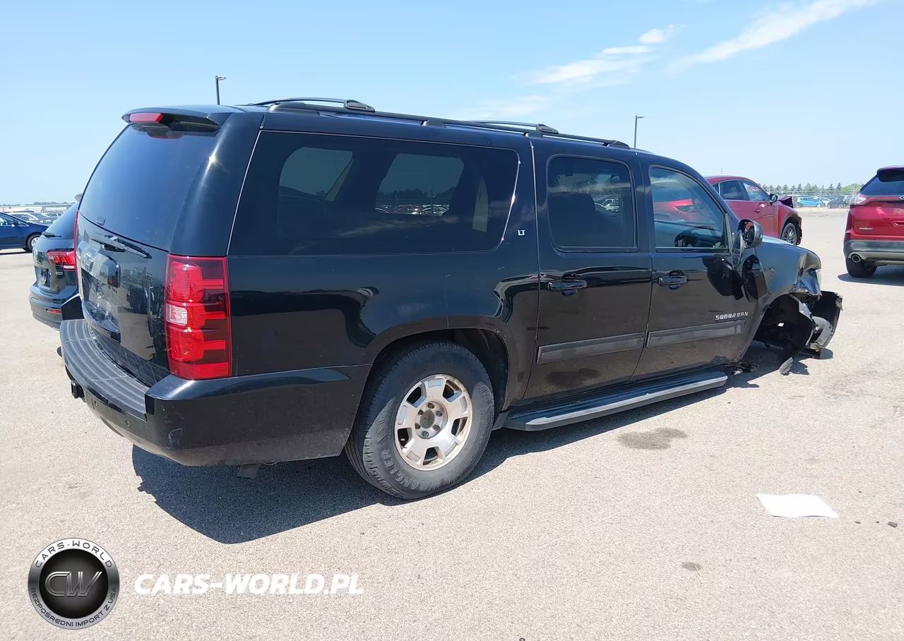 2014 Chevrolet Suburban Lt VIN:1GNSKJE76ER236712 - 4