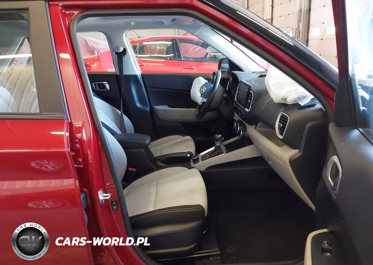 2025 Hyundai Venue Sel VIN:KMHRC8A34SU365522 - 5