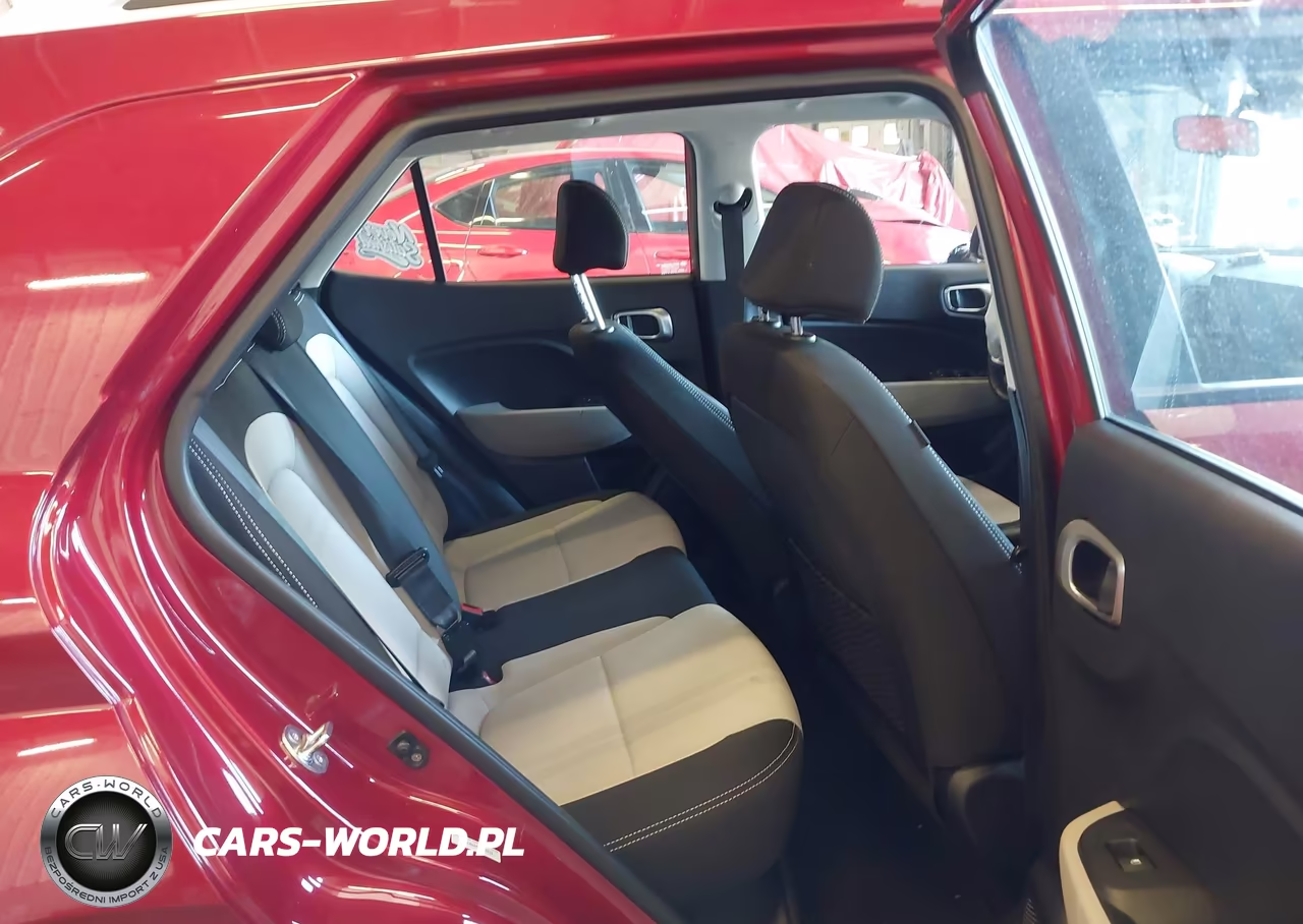 2025 Hyundai Venue Sel VIN:KMHRC8A34SU365522 - 8