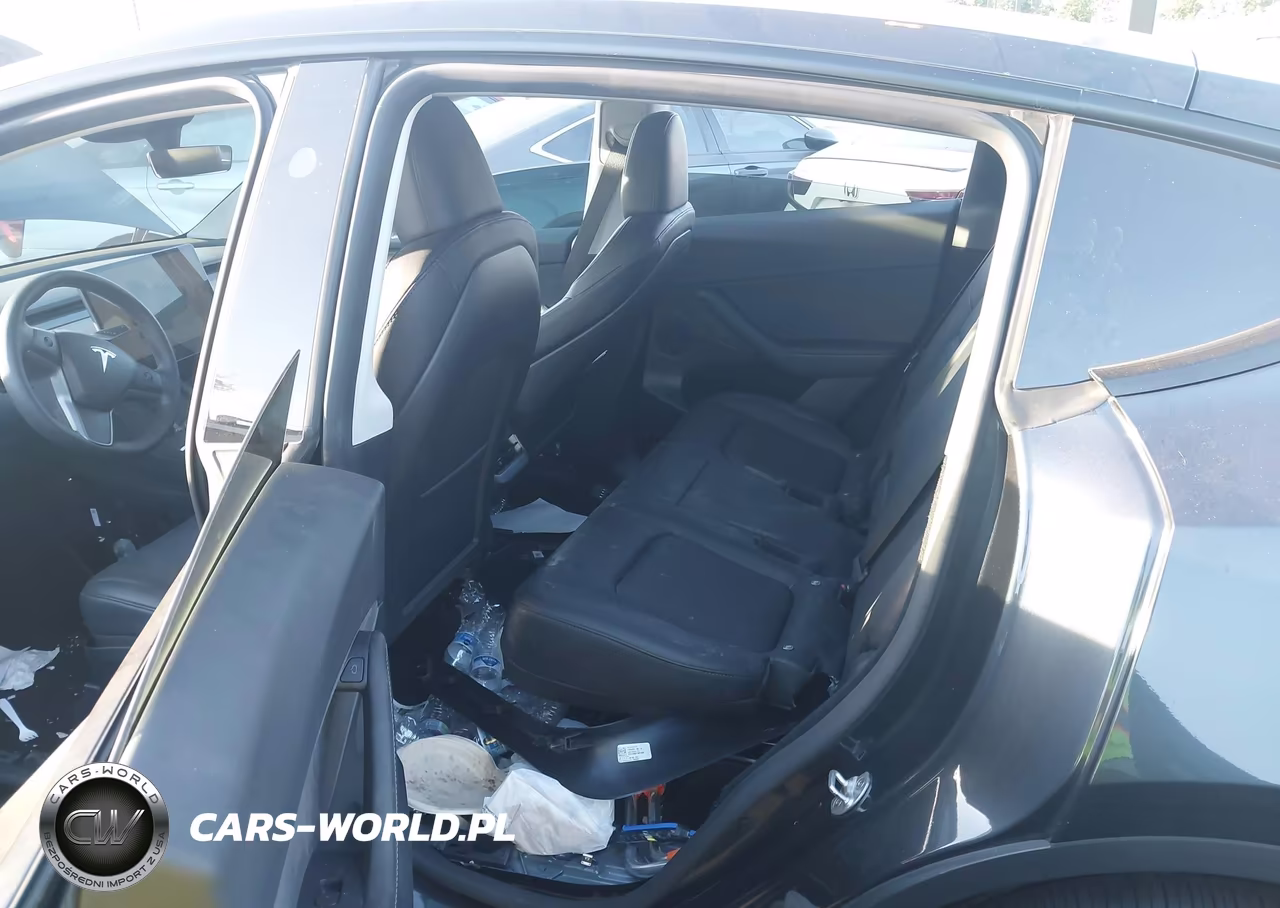 2024 Tesla Model Y Performance Dual Motor All-Wheel Drive VIN:7SAYGDEF0RF062888 - 8