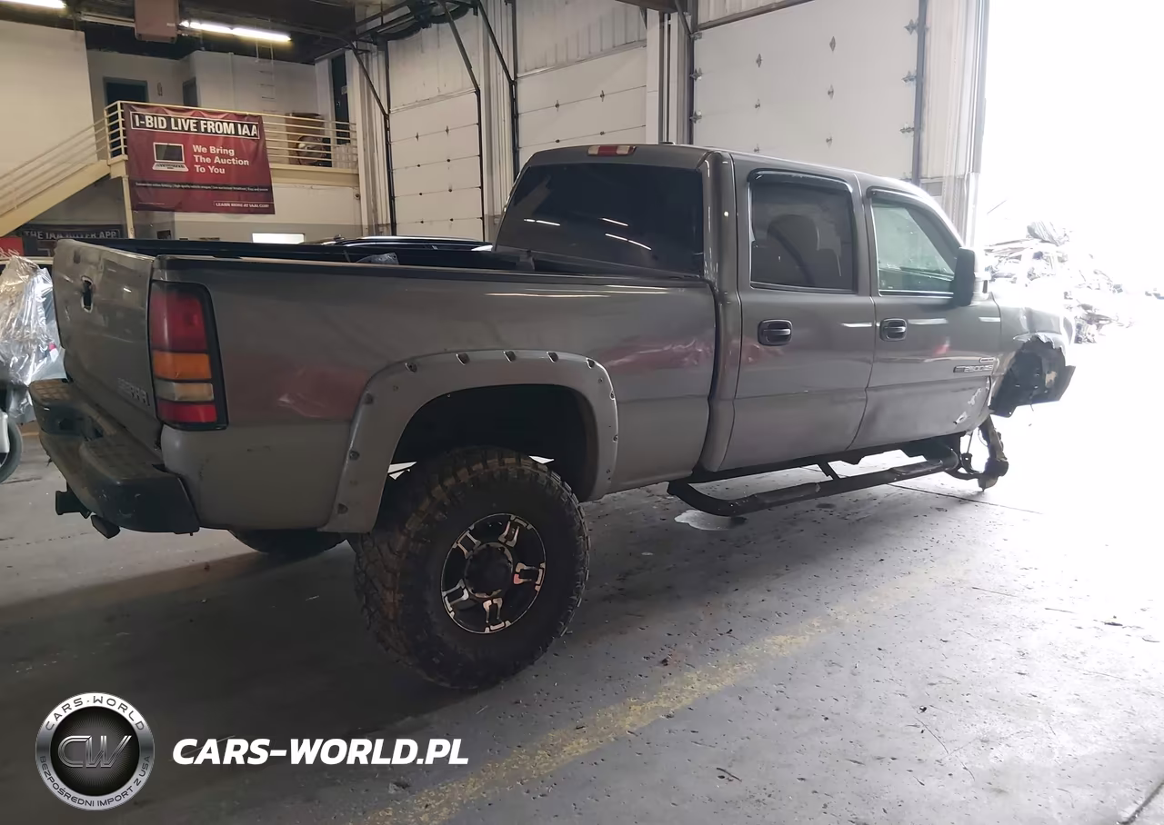 2004 GMC Sierra 2500Hd Sle-Slt-Work Truck VIN:1GTHK23244F207922 - 4