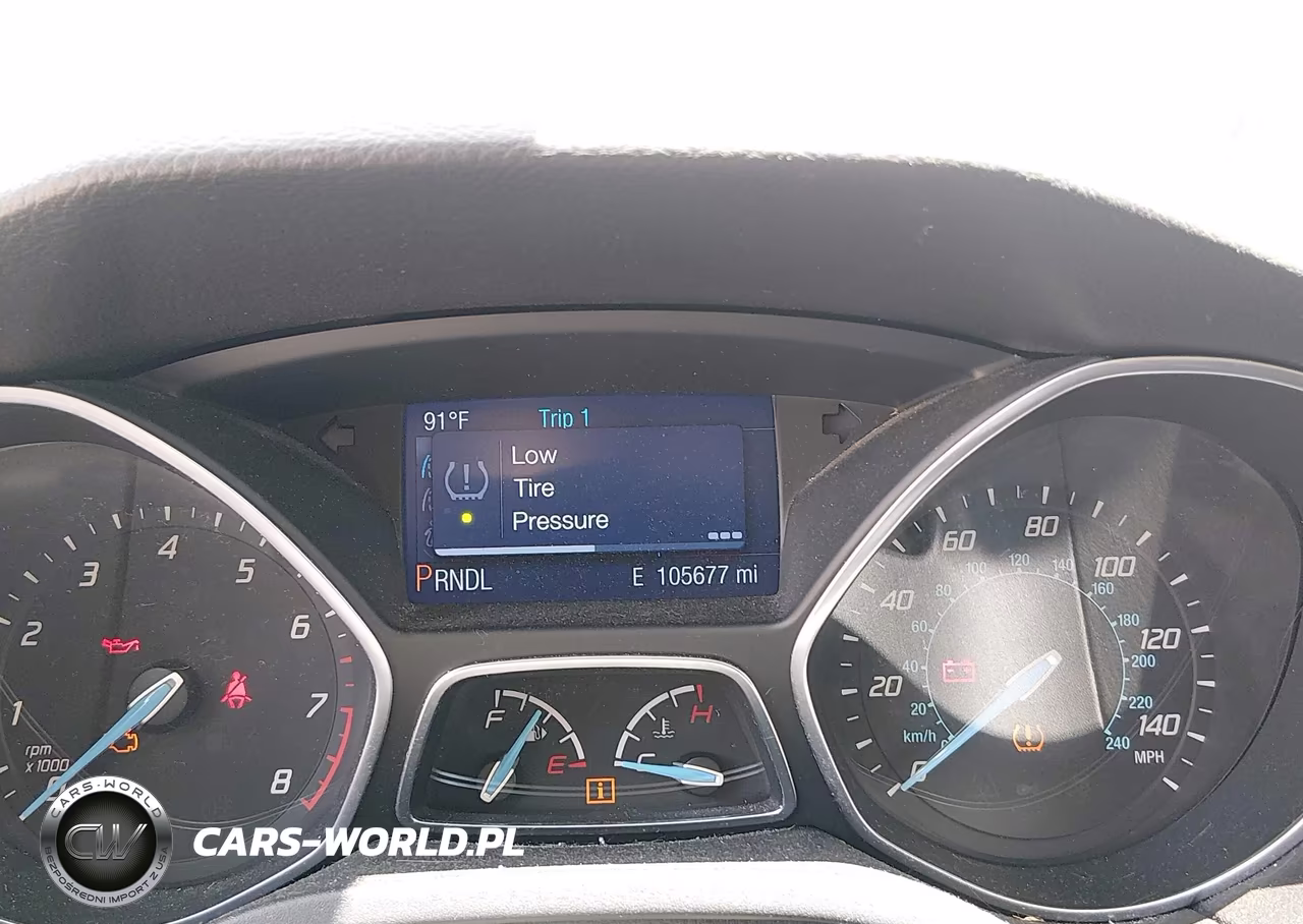 2014 Ford Focus Se VIN:1FADP3K21EL136887 - 7