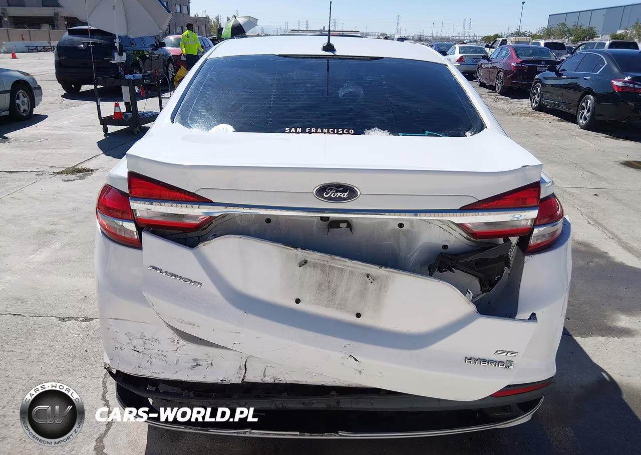 2017 Ford Fusion Hybrid Se VIN:3FA6P0LU7HR358475 - 17