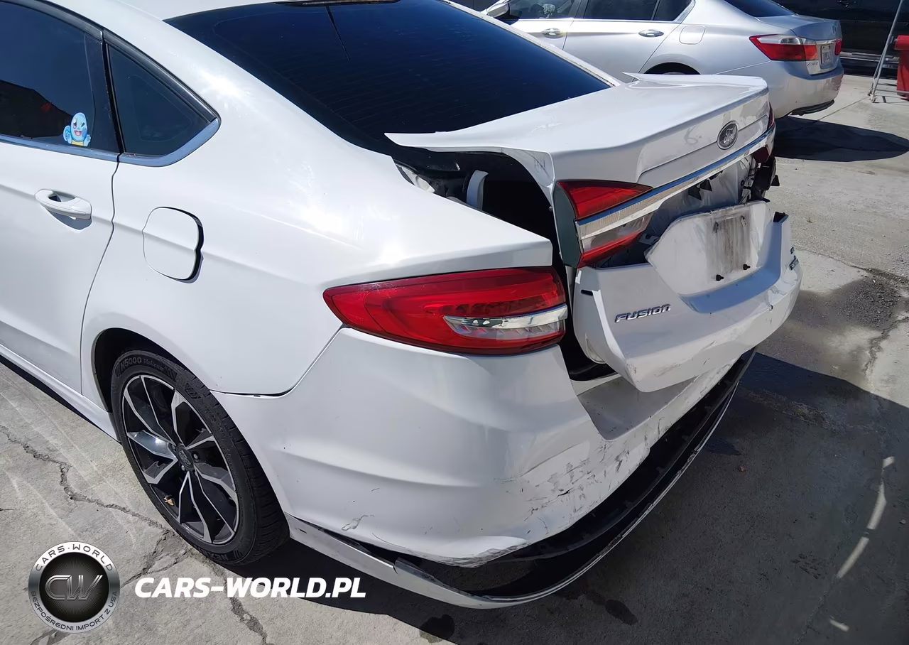 2017 Ford Fusion Hybrid Se VIN:3FA6P0LU7HR358475 - 18