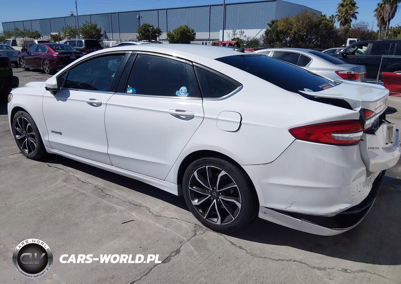 2017 Ford Fusion Hybrid Se VIN:3FA6P0LU7HR358475 - 3