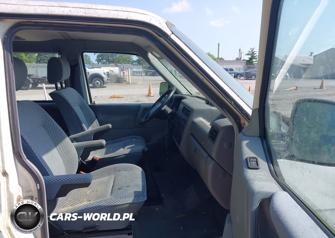1993 Volkswagen Eurovan Gl VIN:WV2KC0704PH058566 - 5