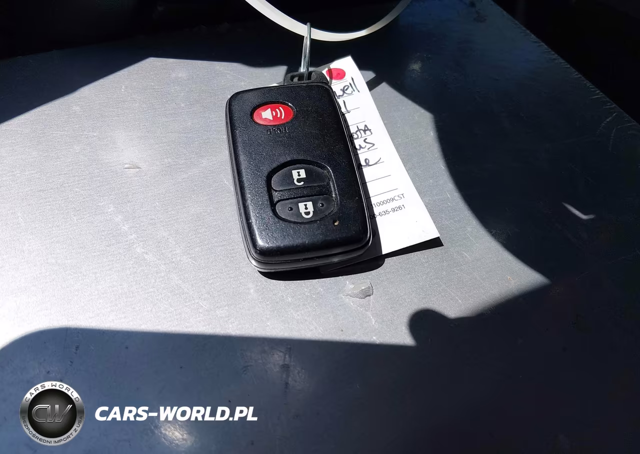 2015 Toyota Prius Four VIN:JTDKN3DU6F1894341 - 11