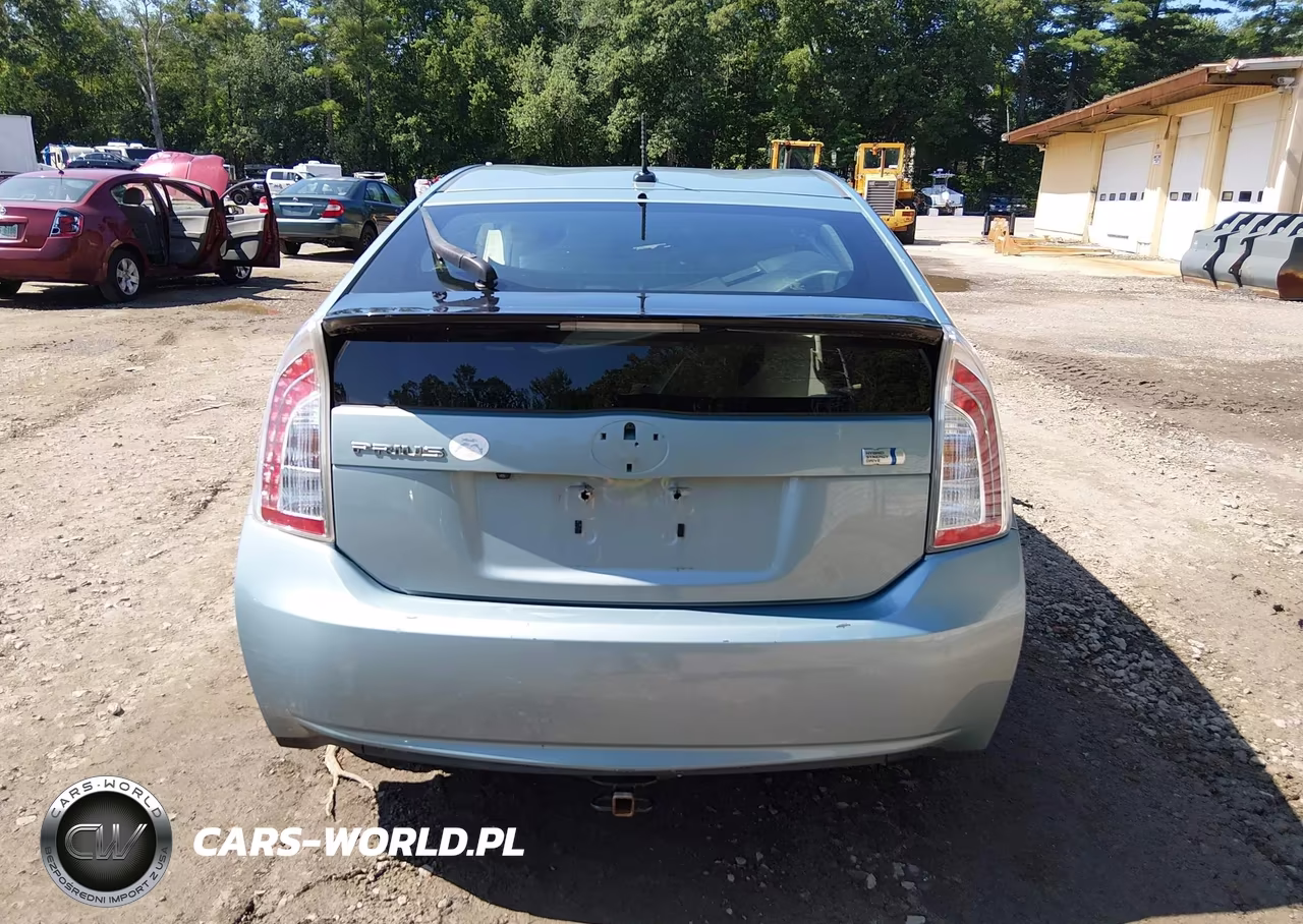 2015 Toyota Prius Four VIN:JTDKN3DU6F1894341 - 17