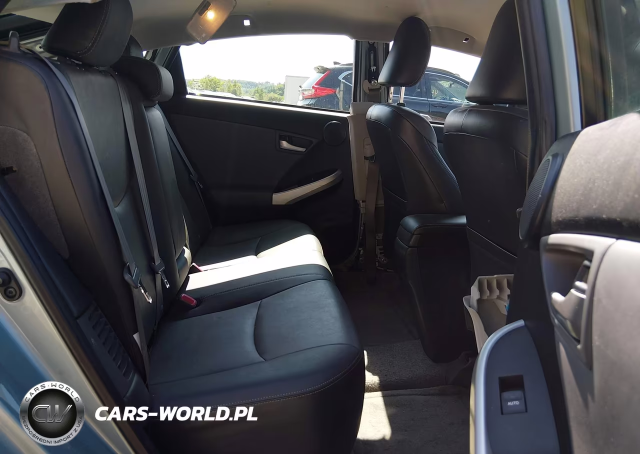 2015 Toyota Prius Four VIN:JTDKN3DU6F1894341 - 8