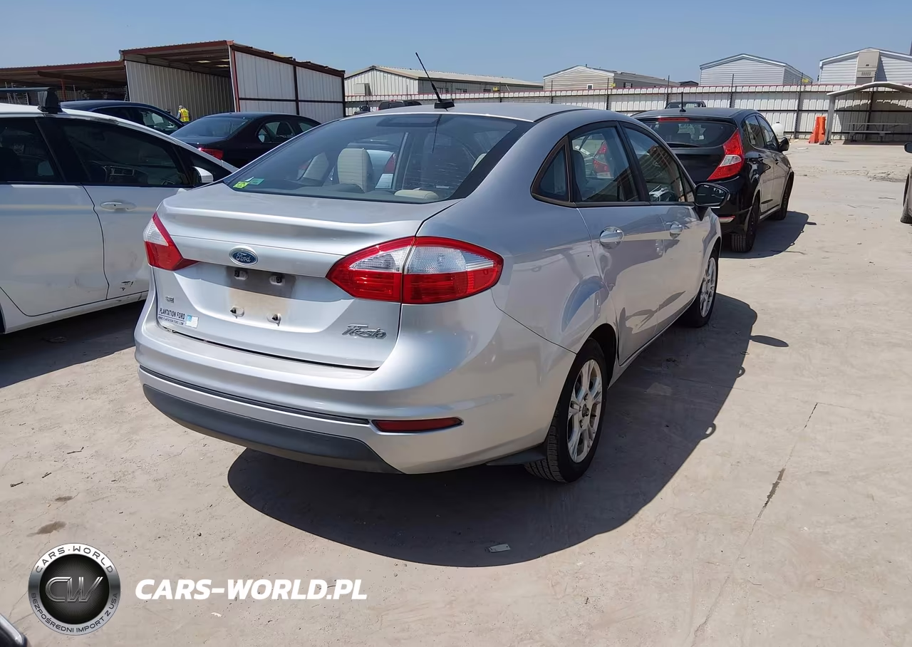 2014 Ford Fiesta Se VIN:3FADP4BJ4EM239782 - 4