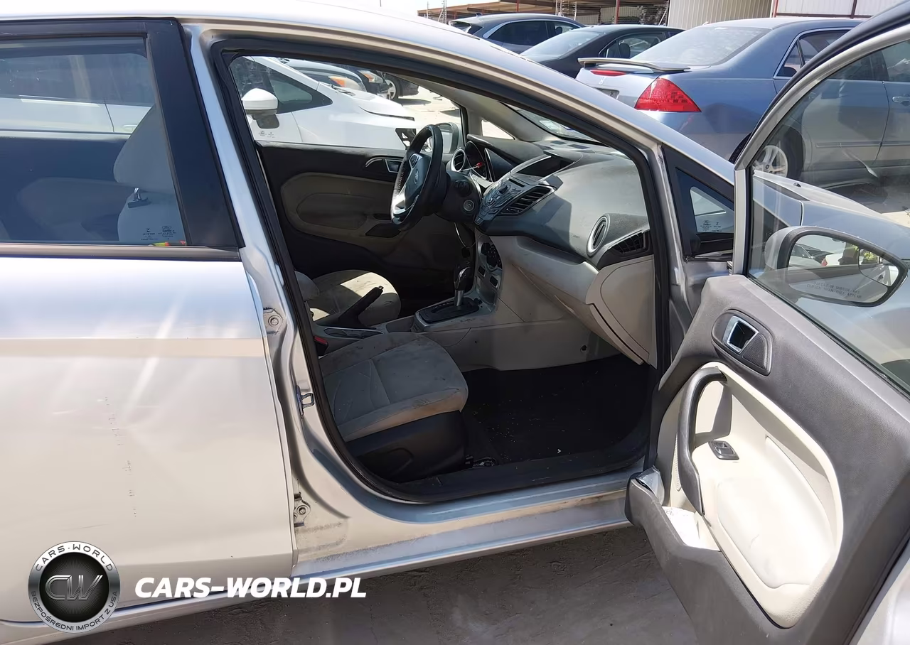 2014 Ford Fiesta Se VIN:3FADP4BJ4EM239782 - 5