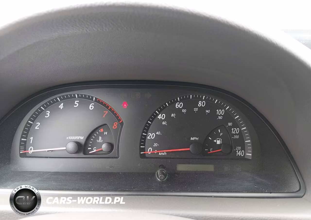 2003 Toyota Camry Le VIN:JTDBE32K030203842 - 7