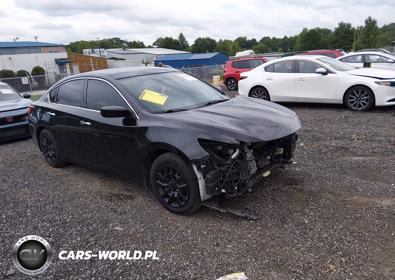 2018 Nissan Altima 2.5 S – zdjęcie 1 z 17