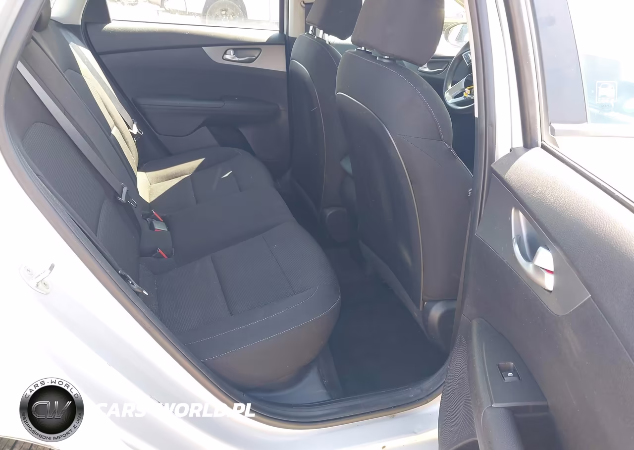 2021 Kia Forte Lxs VIN:3KPF24AD2ME414763 - 8