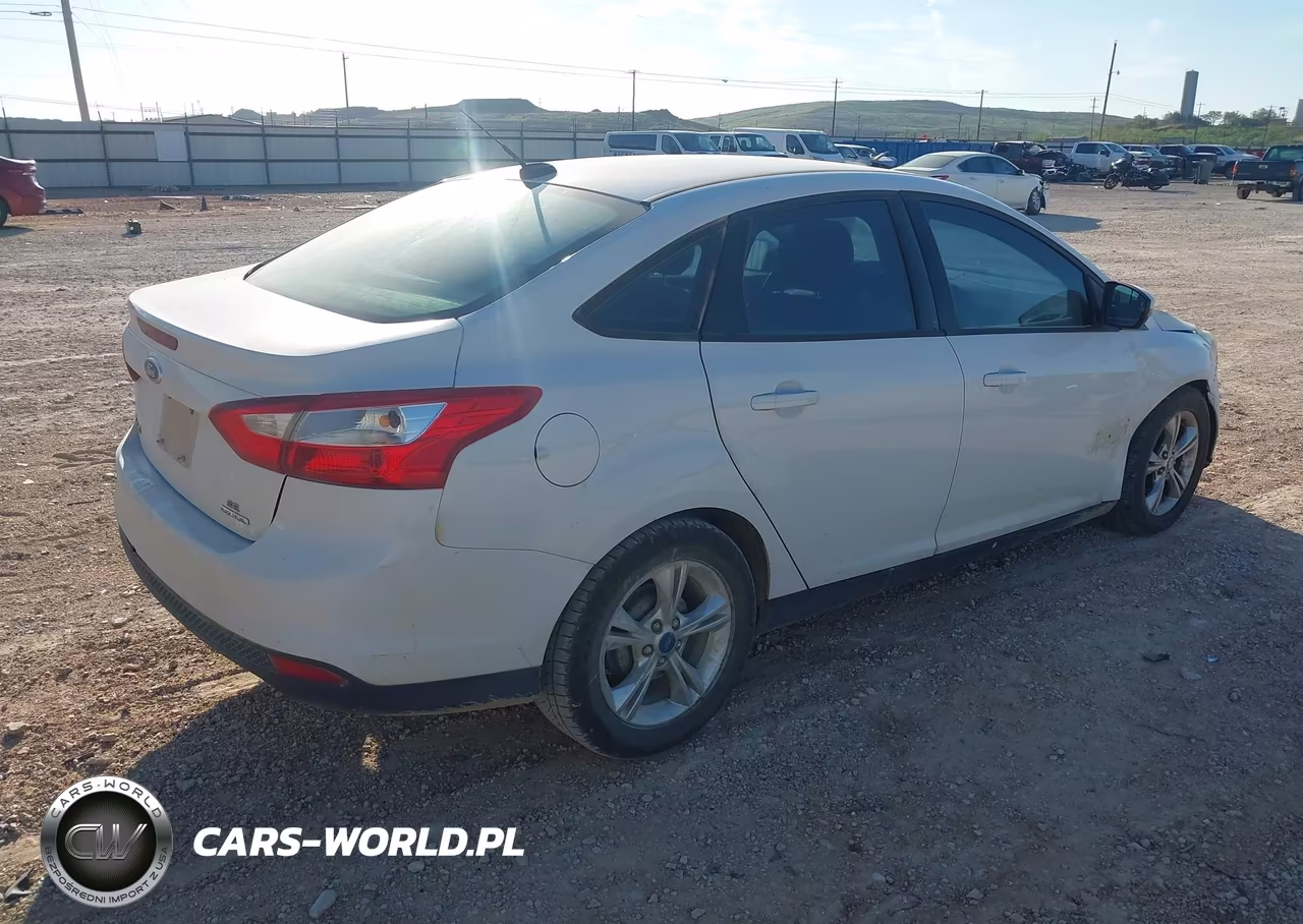 2013 Ford Focus Se VIN:1FADP3F2XDL183263 - 4