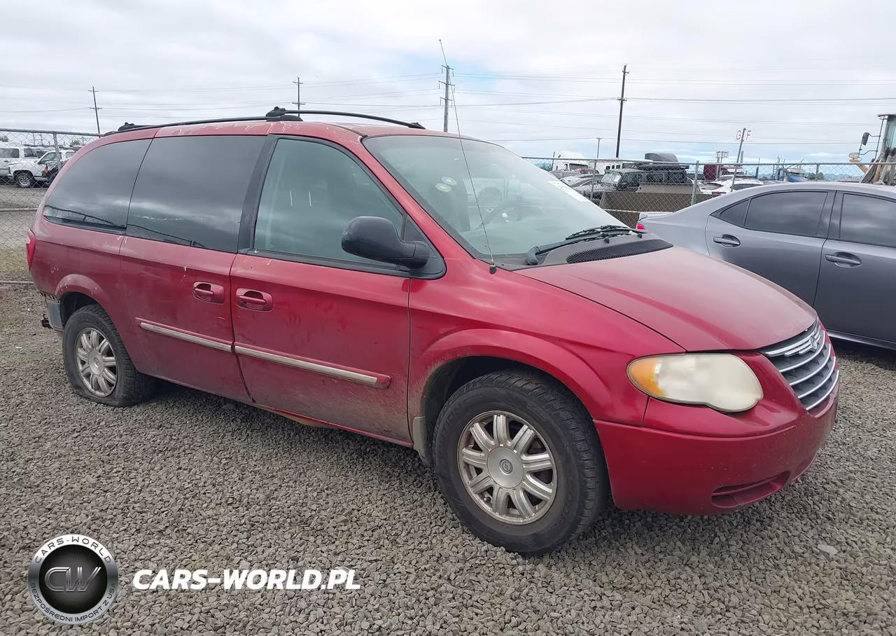 2005 Chrysler Town & Country Touring