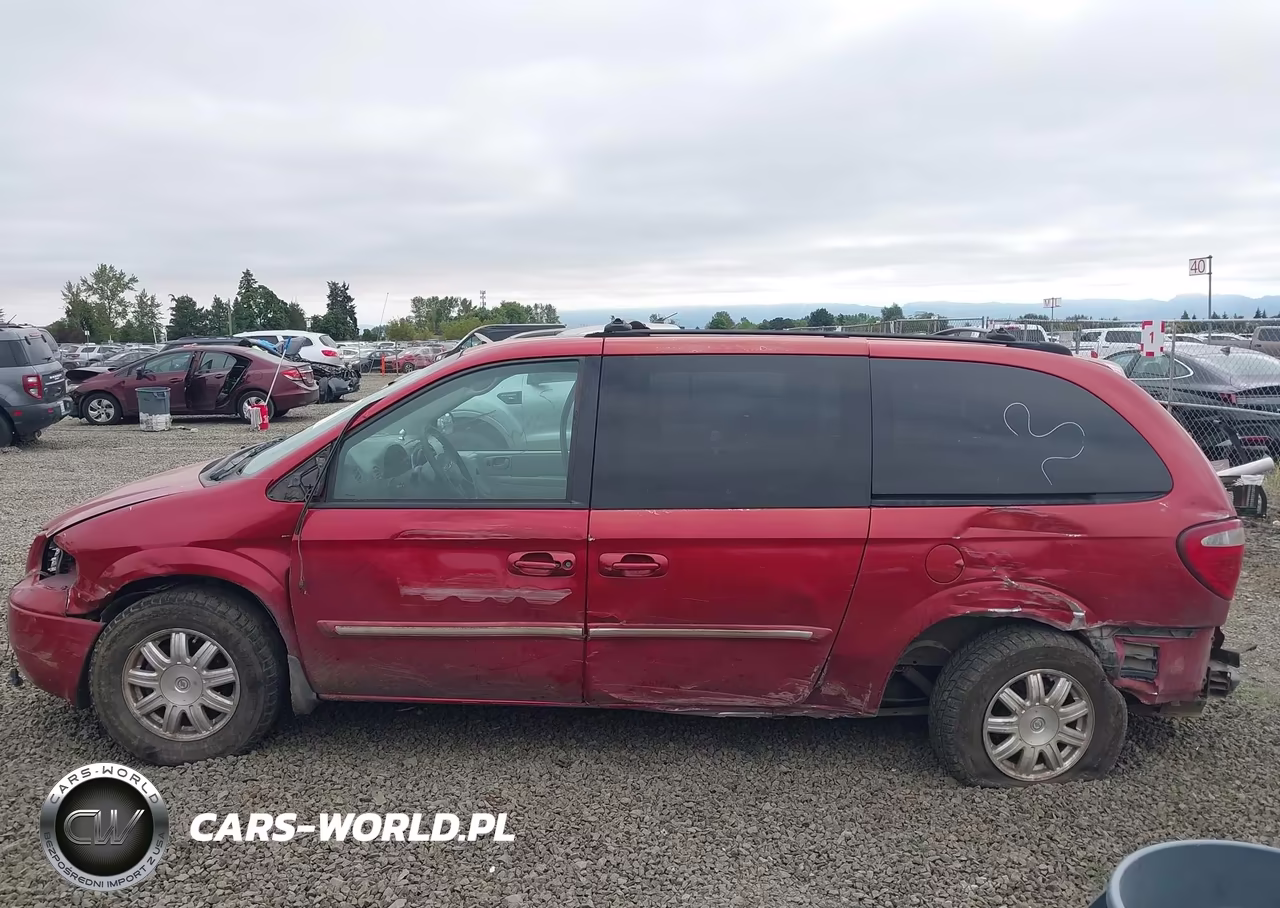 2005 Chrysler Town & Country Touring VIN:2C4GP54L75R436448 - 15
