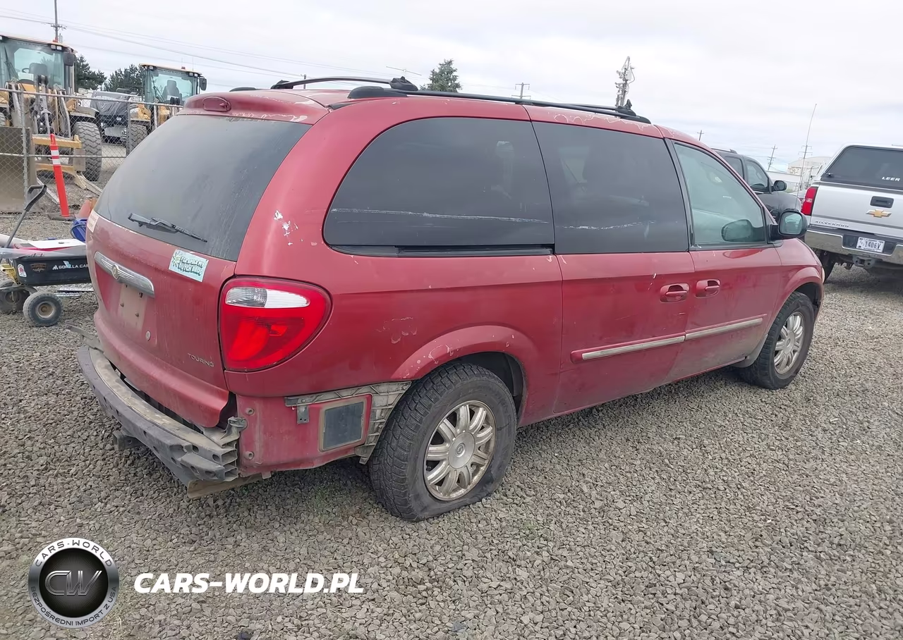 2005 Chrysler Town & Country Touring VIN:2C4GP54L75R436448 - 4