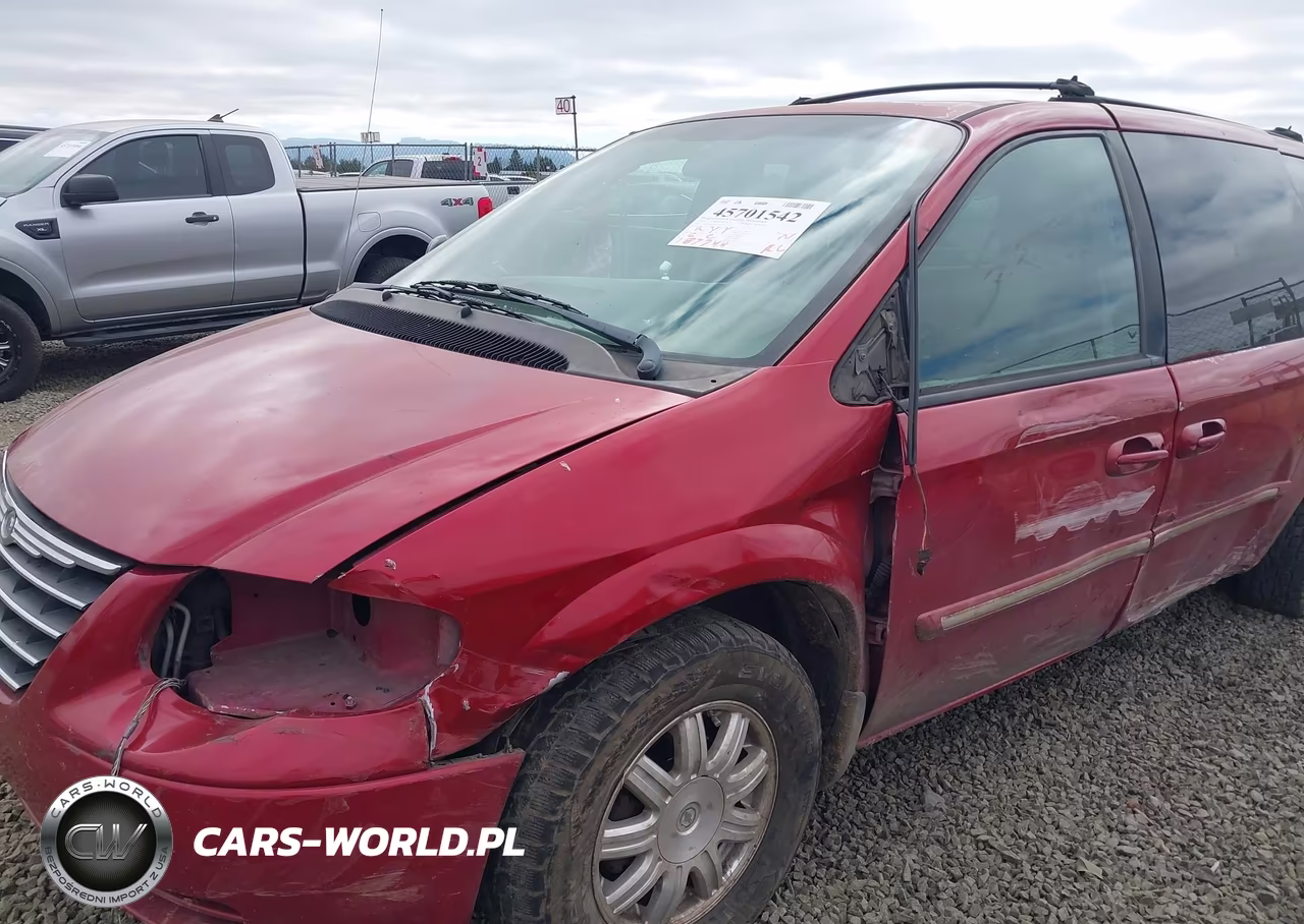 2005 Chrysler Town & Country Touring VIN:2C4GP54L75R436448 - 6