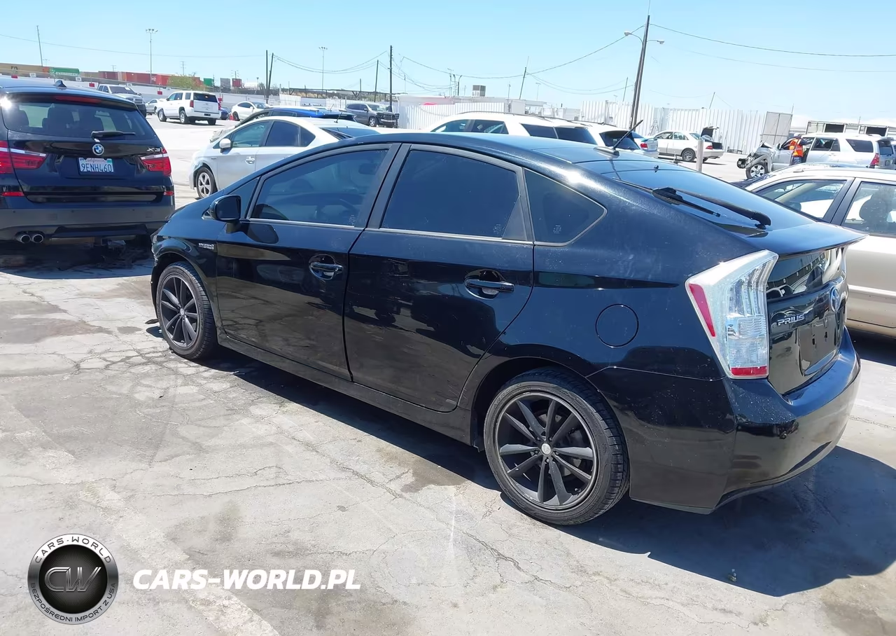 2011 Toyota Prius Three VIN:JTDKN3DU7B1397342 - 3