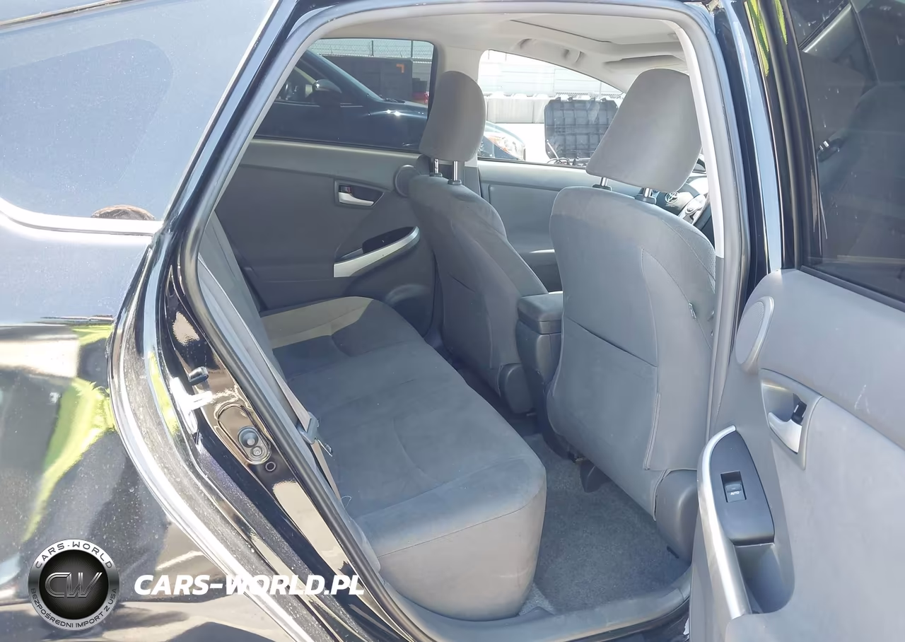 2011 Toyota Prius Three VIN:JTDKN3DU7B1397342 - 8