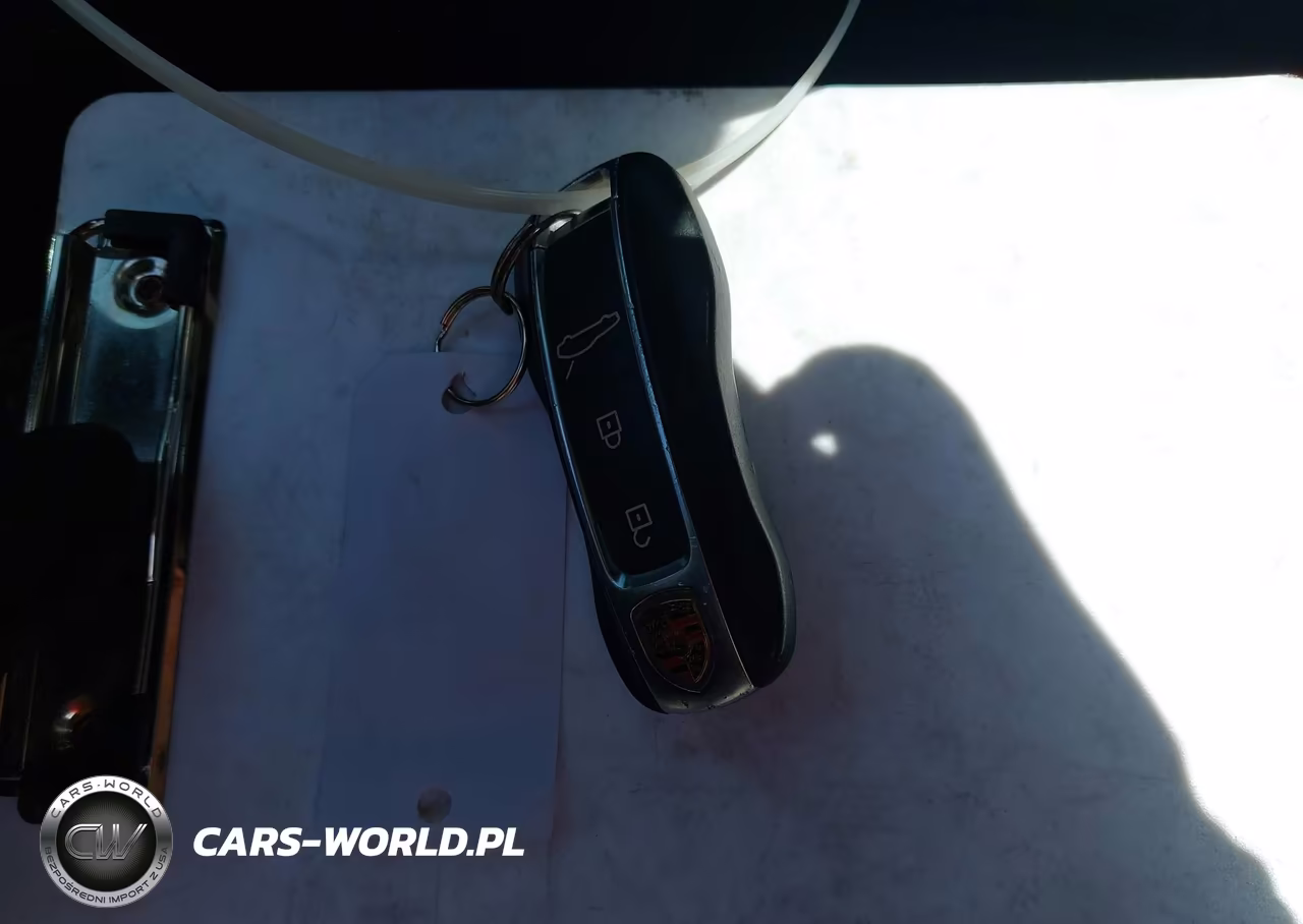 2019 Porsche Panamera 4 VIN:WP0AA2A74KL101276 - 11