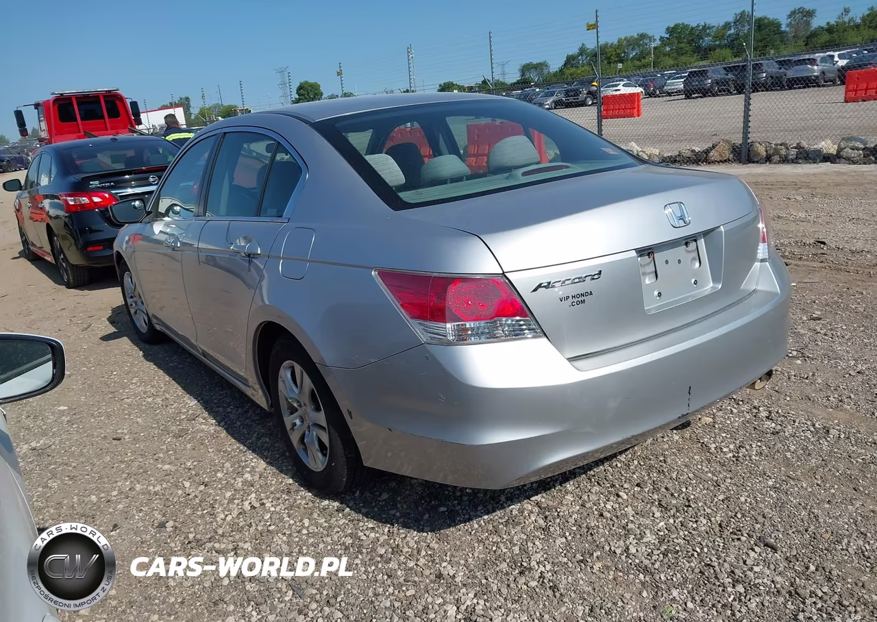 2010 Honda Accord 2.4 Lx-P VIN:1HGCP2F45AA105502 - 3