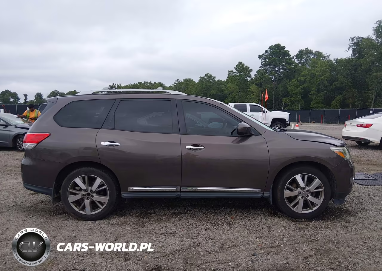 2015 Nissan Pathfinder Platinum VIN:5N1AR2MN3FC678823 - 13