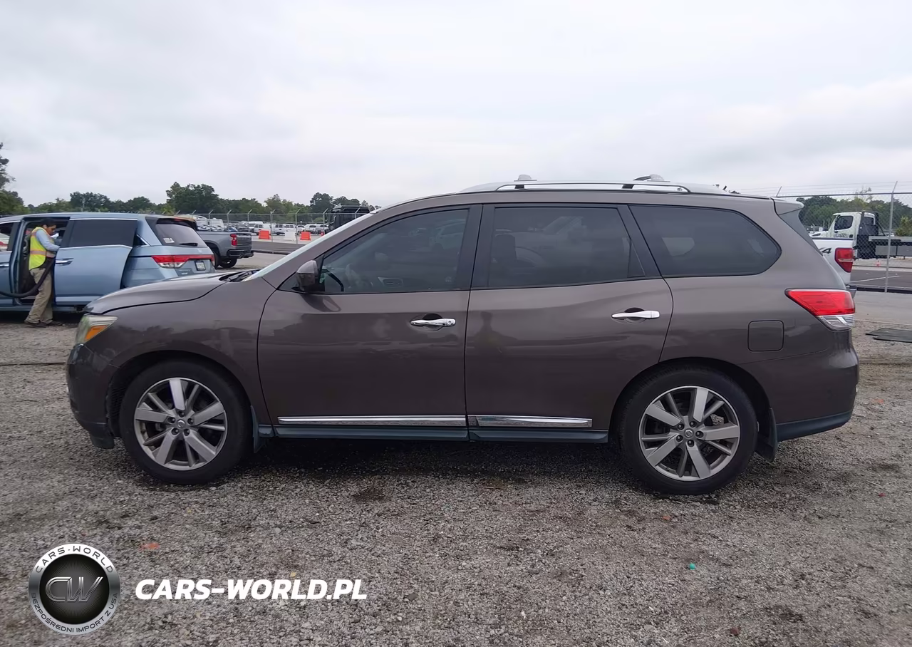 2015 Nissan Pathfinder Platinum VIN:5N1AR2MN3FC678823 - 14