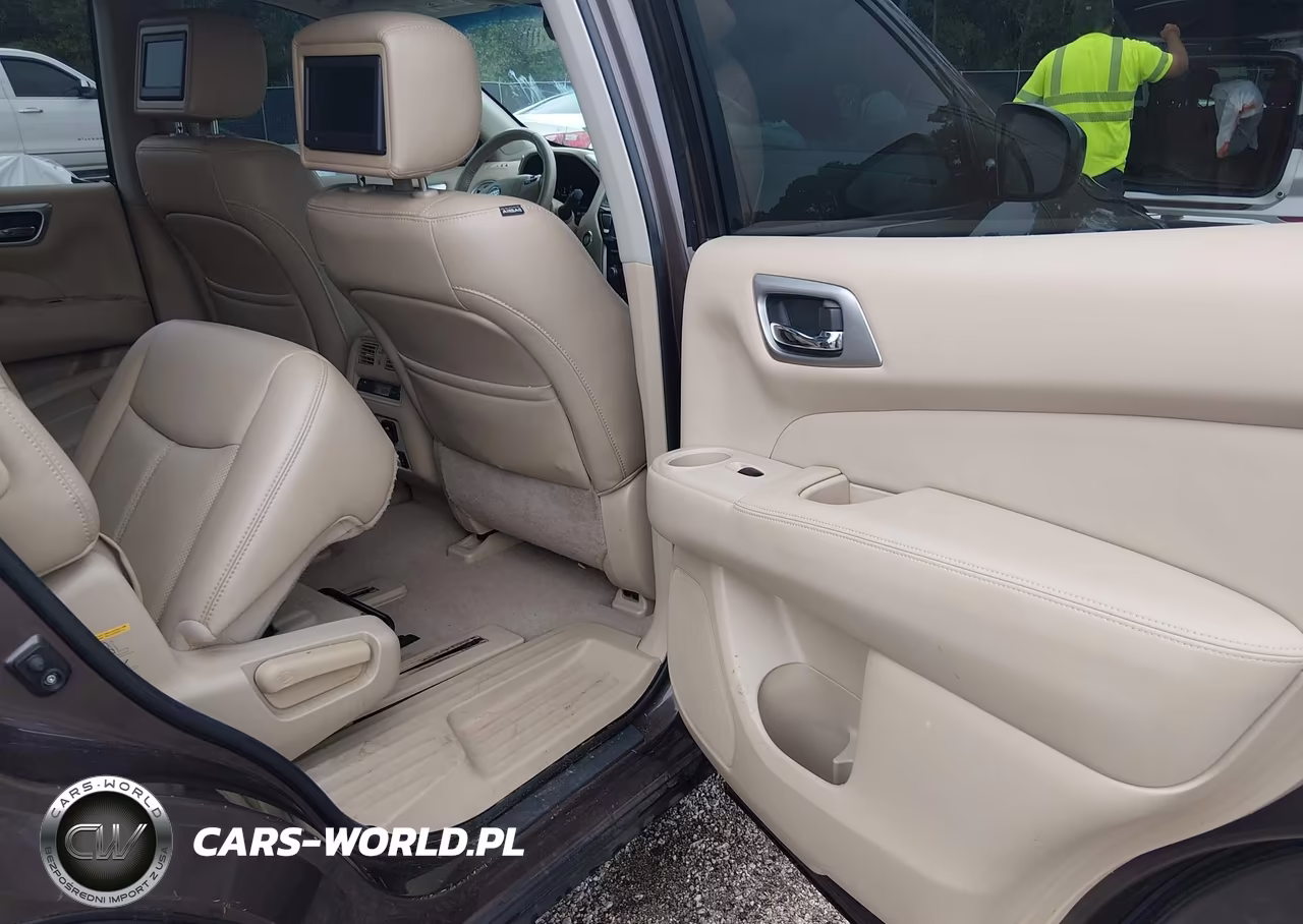 2015 Nissan Pathfinder Platinum VIN:5N1AR2MN3FC678823 - 8