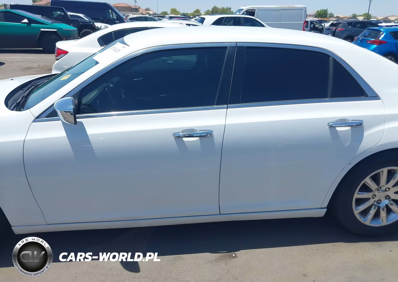 2012 Chrysler 300 Limited VIN:2C3CCACG5CH266069 - 14