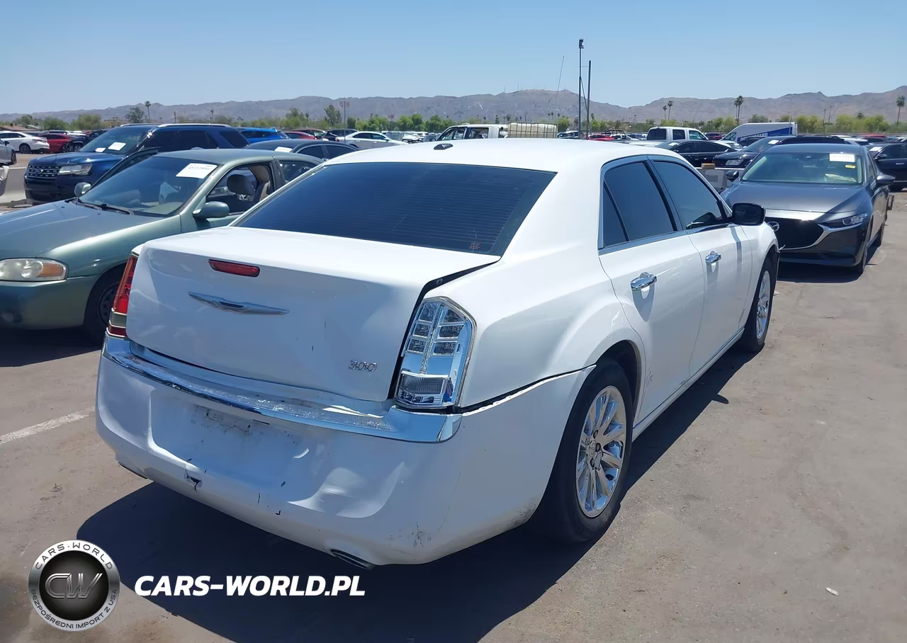 2012 Chrysler 300 Limited VIN:2C3CCACG5CH266069 - 6