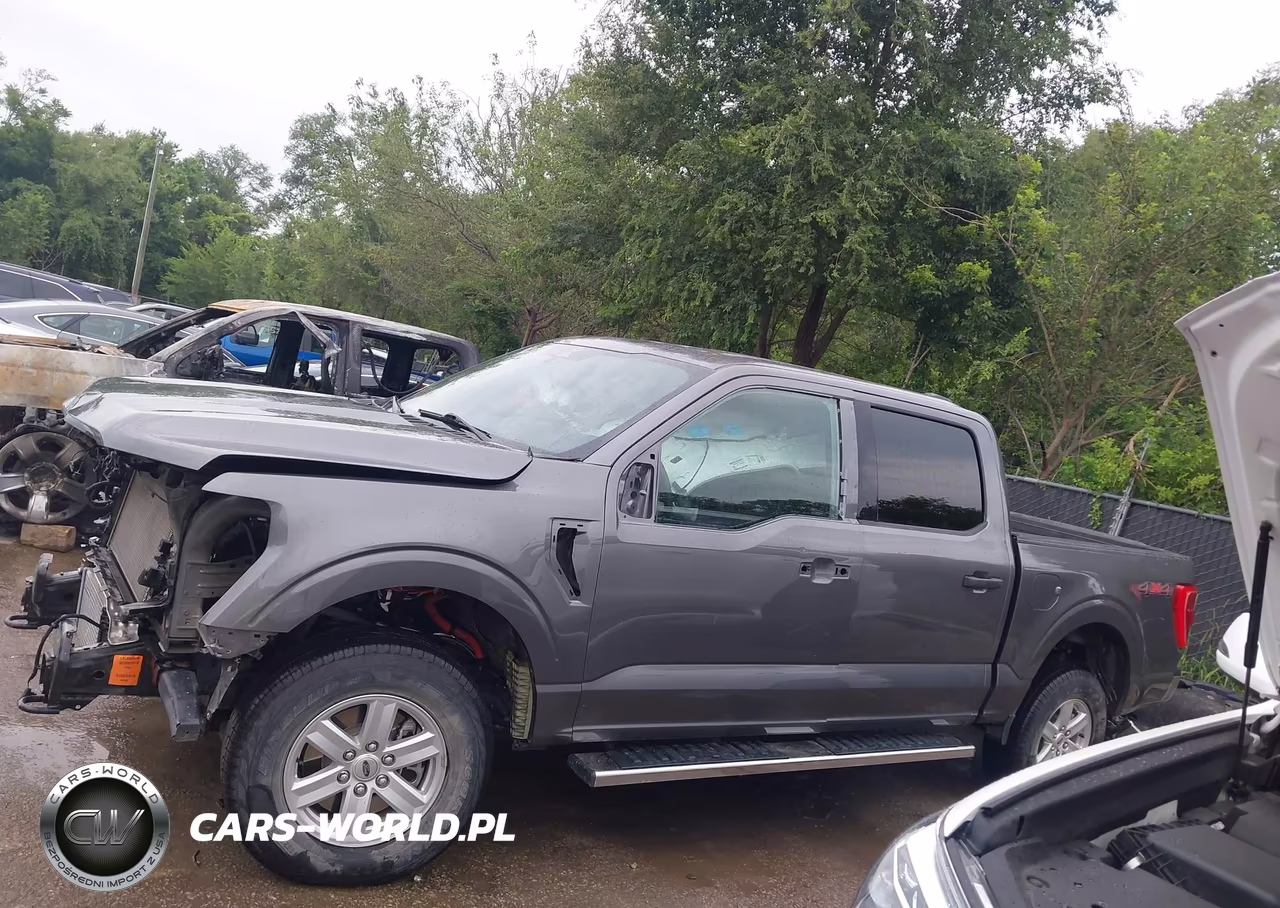 2023 Ford F-150 Xlt VIN:1FTFW1E88PKE12677 - 15