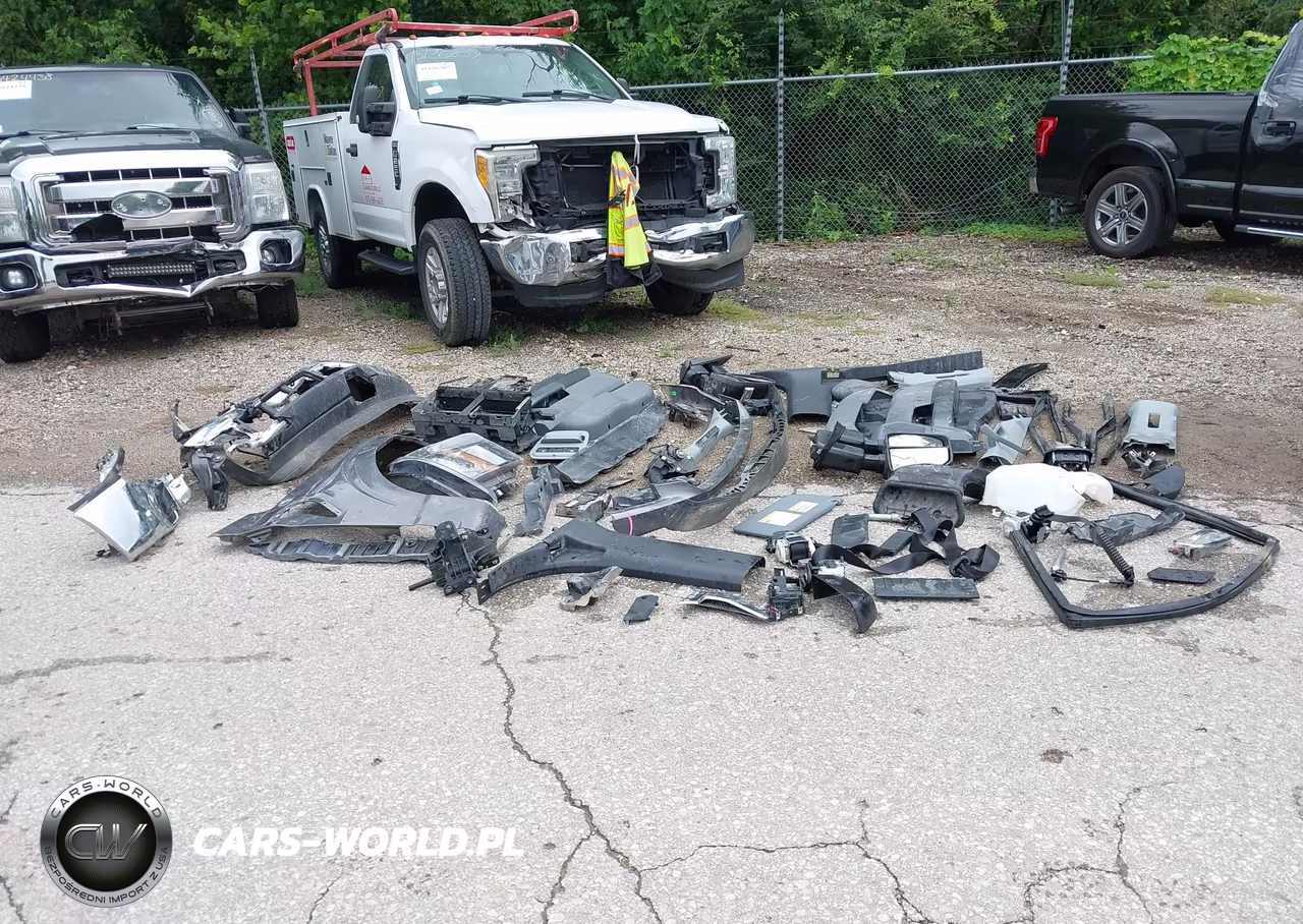 2023 Ford F-150 Xlt VIN:1FTFW1E88PKE12677 - 19