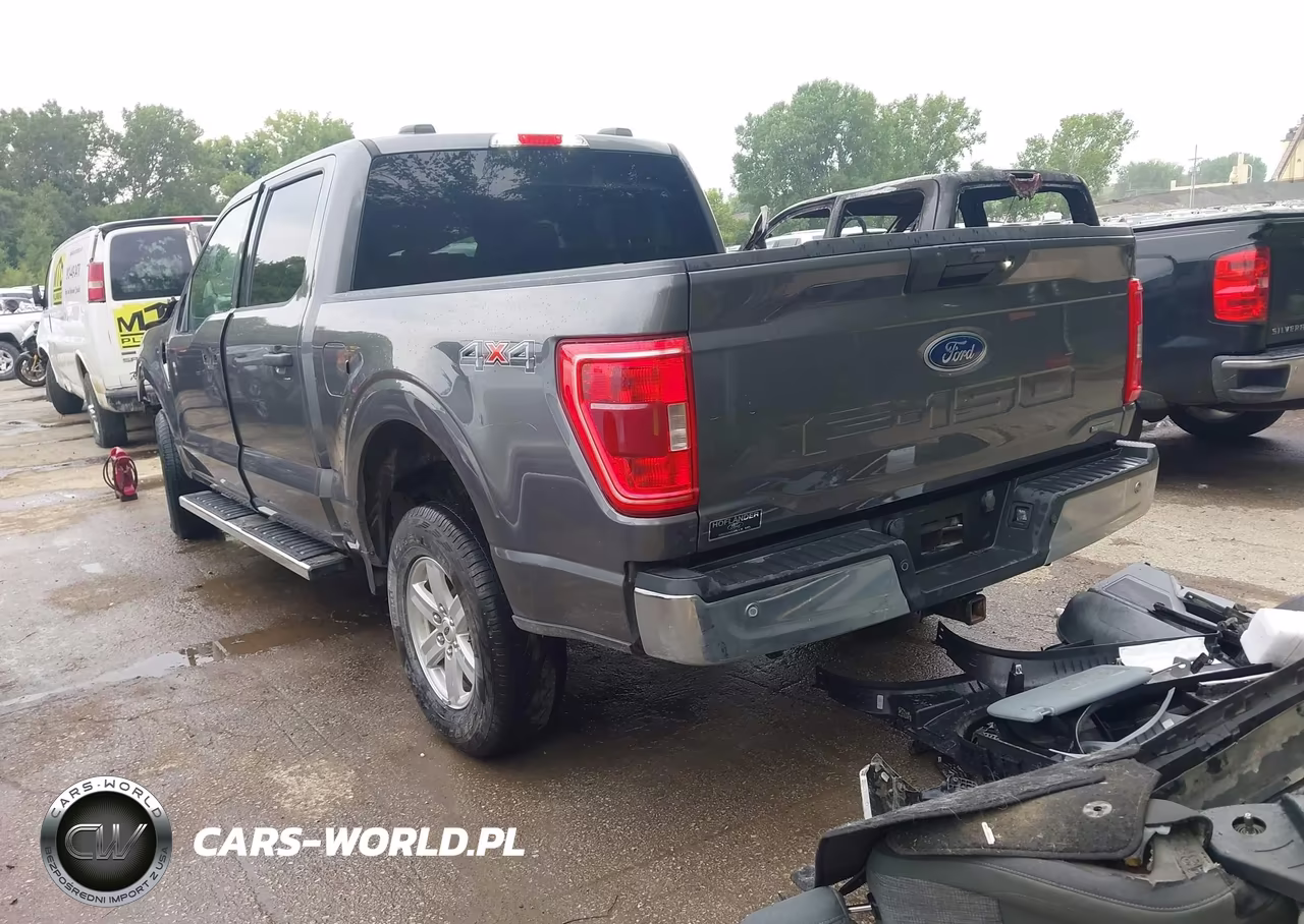 2023 Ford F-150 Xlt VIN:1FTFW1E88PKE12677 - 3